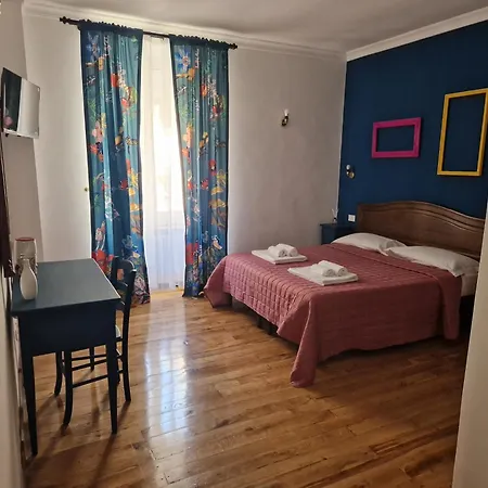 Pepe's Place - Carlo Alberto 4*
